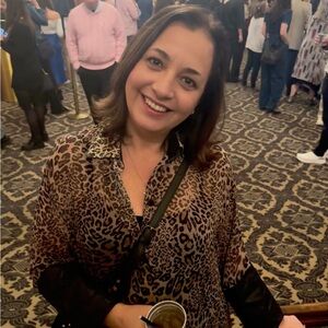 Meet your Posher, Despina